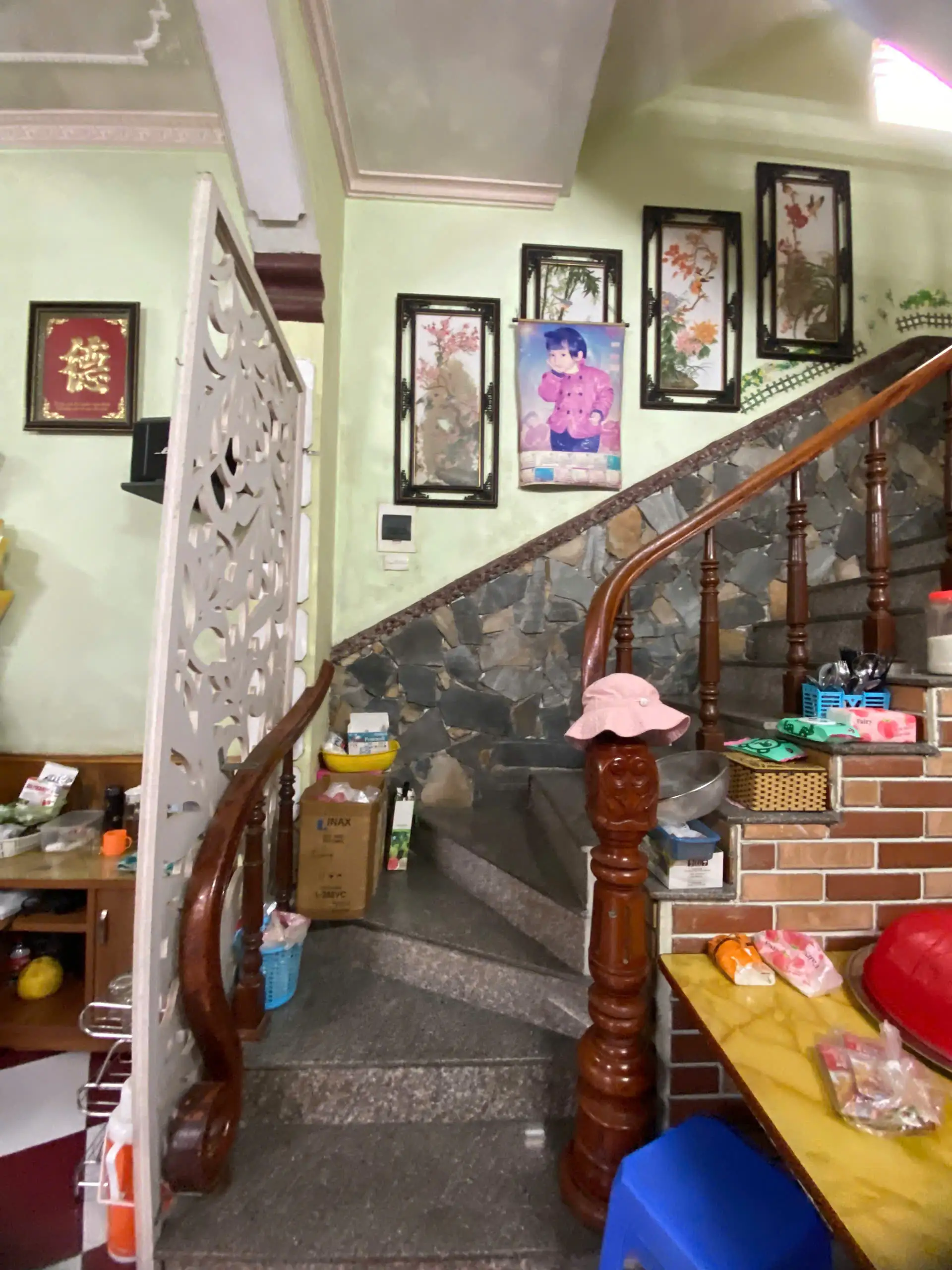 thang lỗi thời